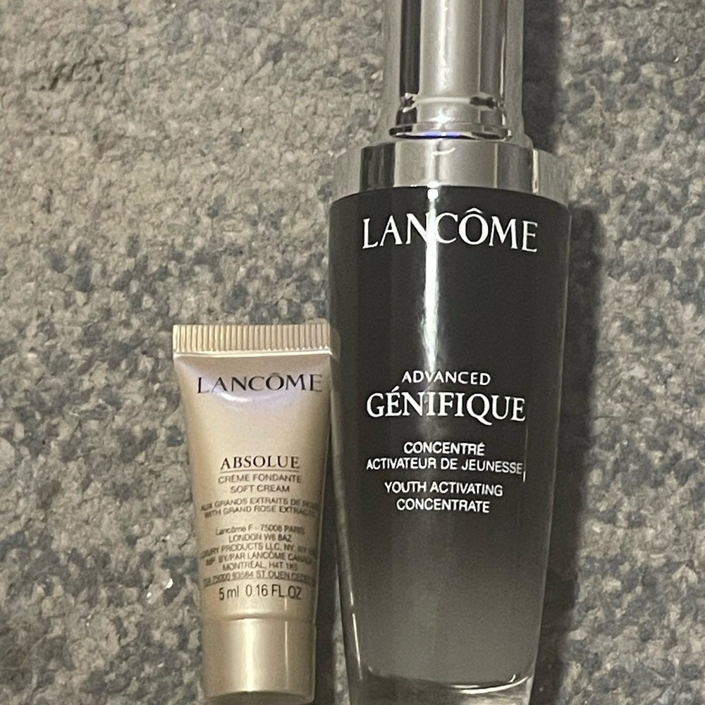 Lancome Advanced Génifique Serum - Black and Silver